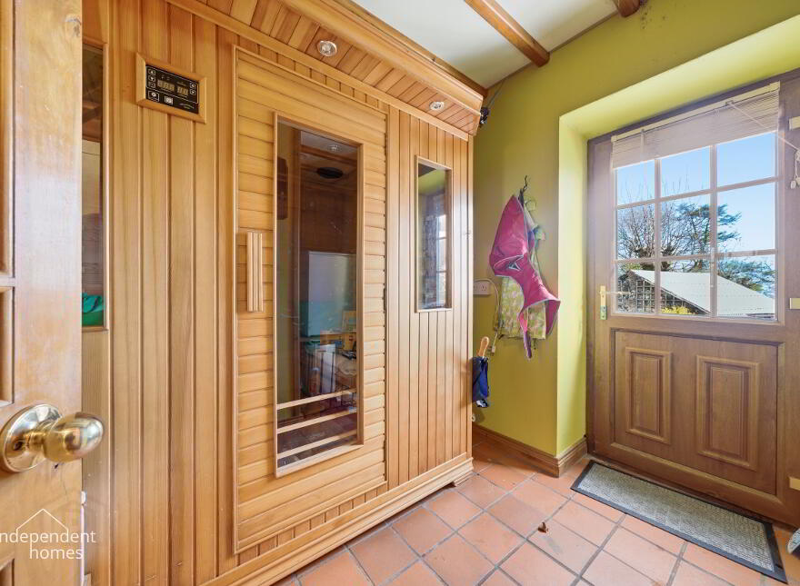 7 Upper Killyglen Road, Larne, BT40 2NA