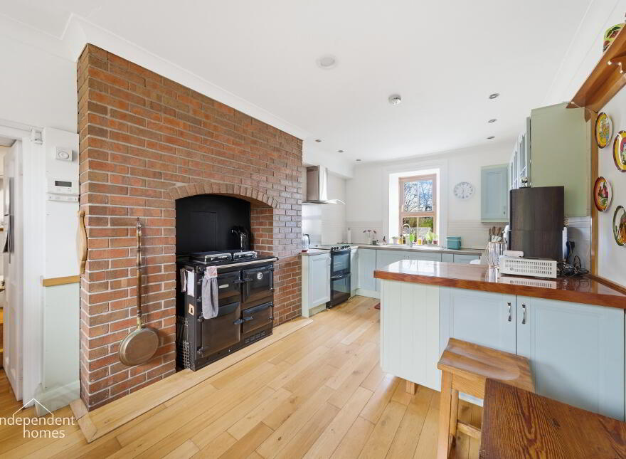 7 Upper Killyglen Road, Larne, BT40 2NA