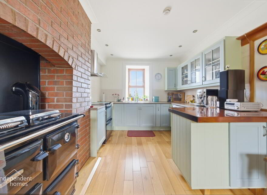 7 Upper Killyglen Road, Larne, BT40 2NA