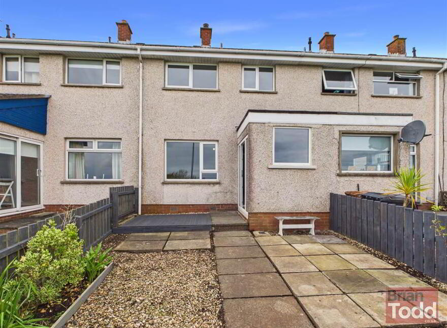 Blackcave Park, Larne, BT40 1TN