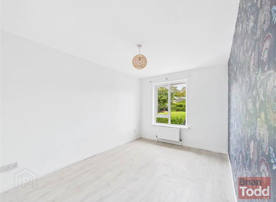 Blackcave Park, Larne, BT40 1TN