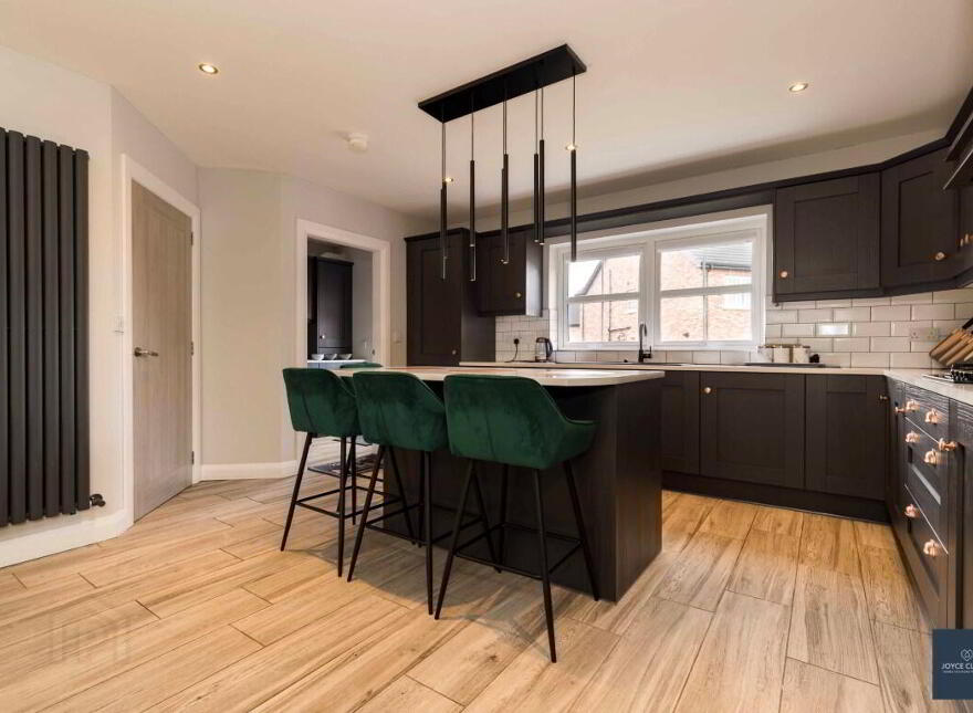 2 The Spires, Dungannon Road, Portadown, BT62 1FB