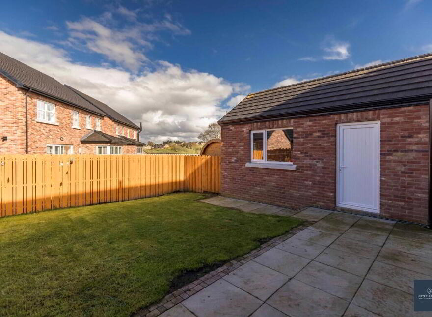 2 The Spires, Dungannon Road, Portadown, BT62 1FB