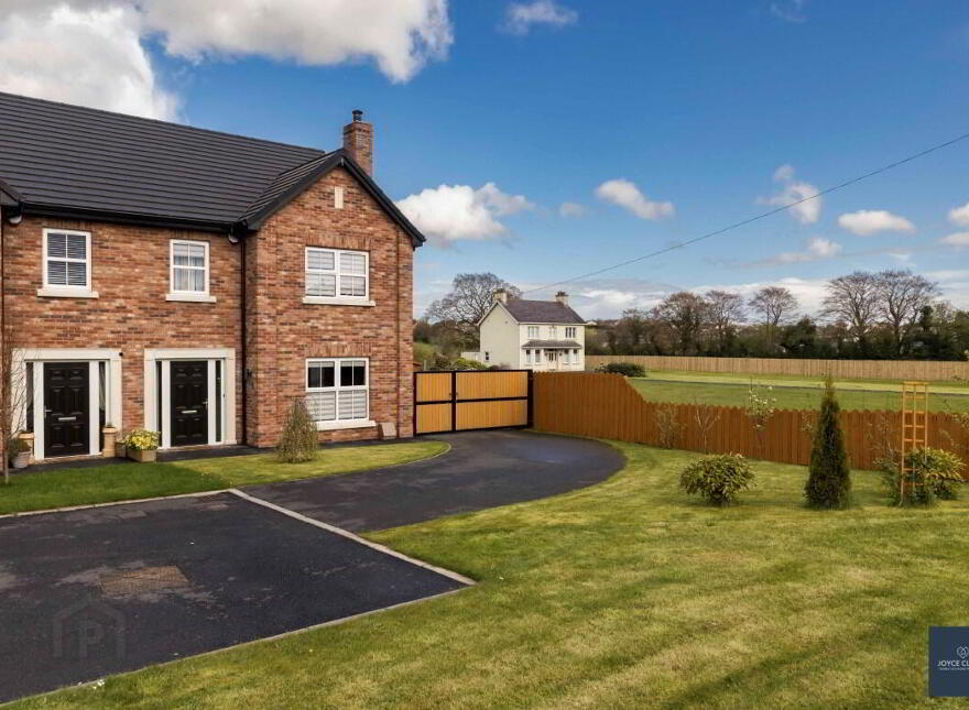 2 The Spires, Dungannon Road, Portadown, BT62 1FB