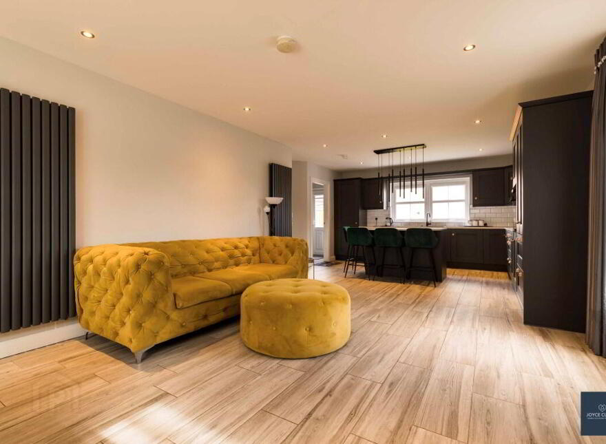 2 The Spires, Dungannon Road, Portadown, BT62 1FB