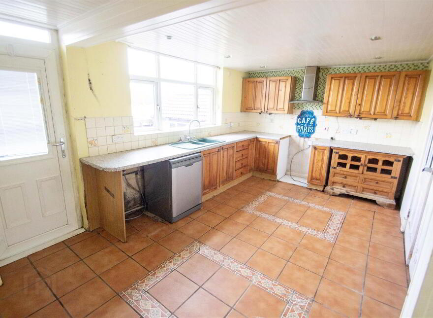 8 Gardenmore Road, Dunmurry, Belfast, BT17 0BH