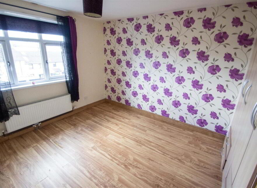 8 Gardenmore Road, Dunmurry, Belfast, BT17 0BH