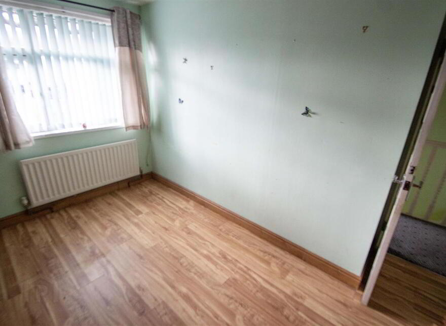 8 Gardenmore Road, Dunmurry, Belfast, BT17 0BH