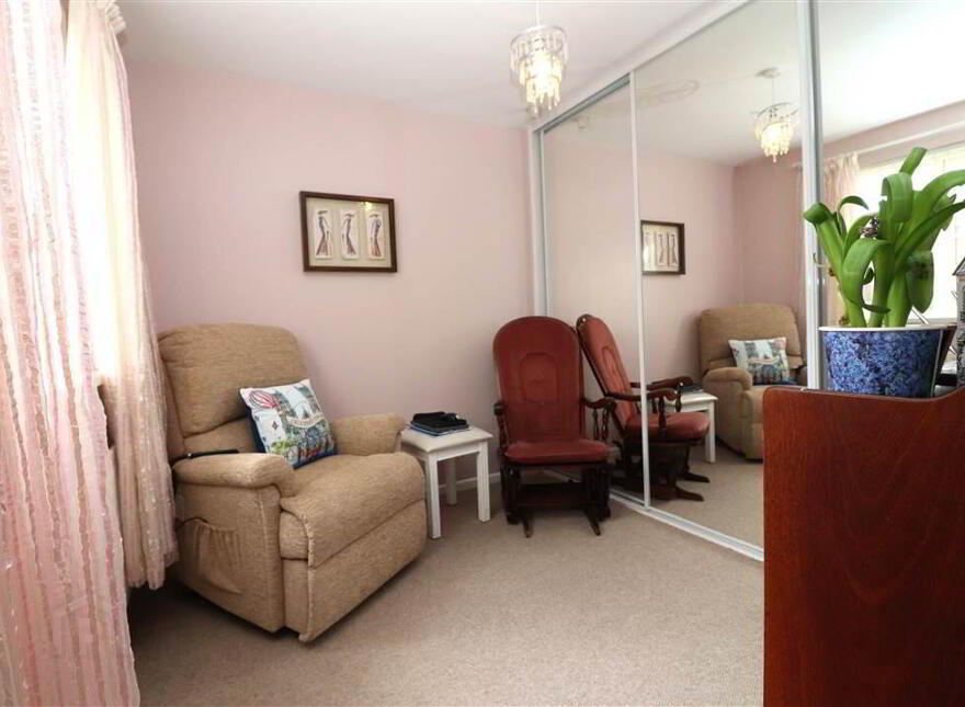17 Garvey Court, Belsize Road, Lisburn, BT27 4DG