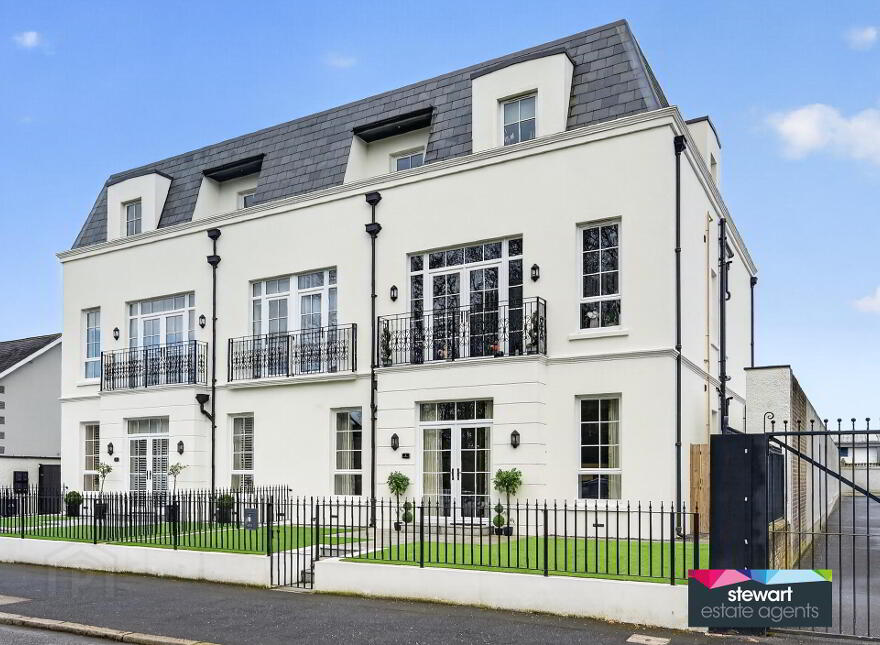 2 Park Manor, Windsor Avenue, Lurgan, BT67 9FS