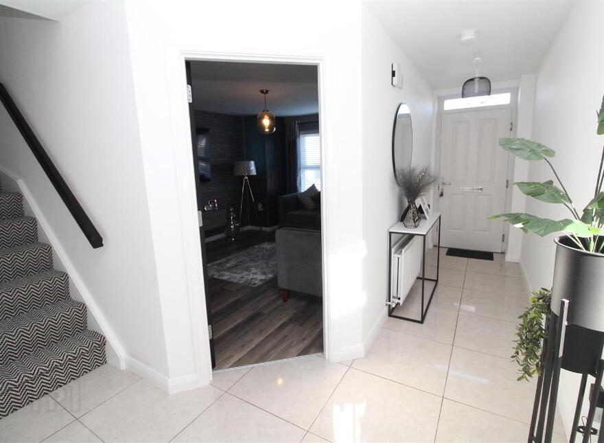 10 Foxton Green, Newtownabbey, BT36 5FL