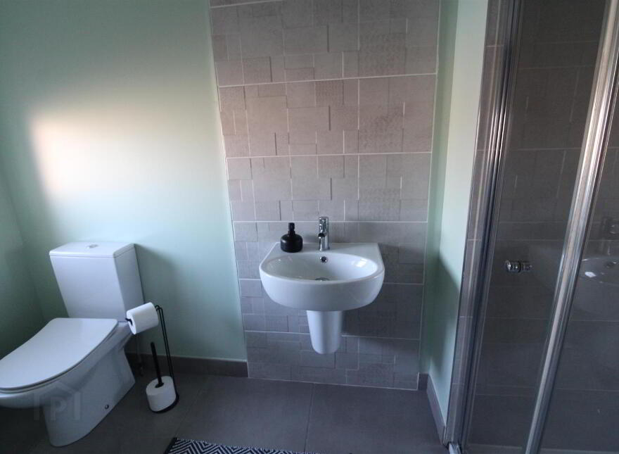 10 Foxton Green, Newtownabbey, BT36 5FL