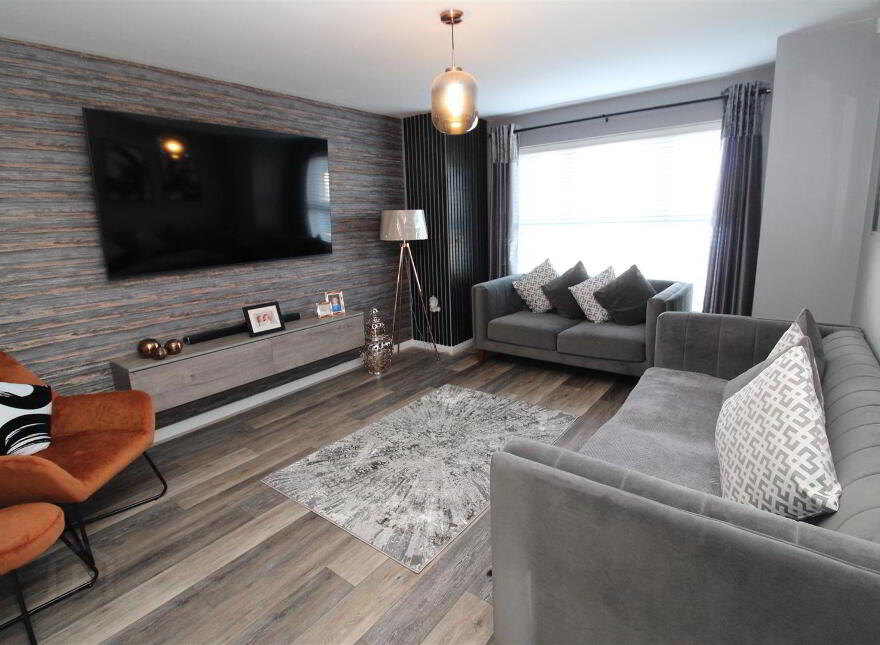 10 Foxton Green, Newtownabbey, BT36 5FL
