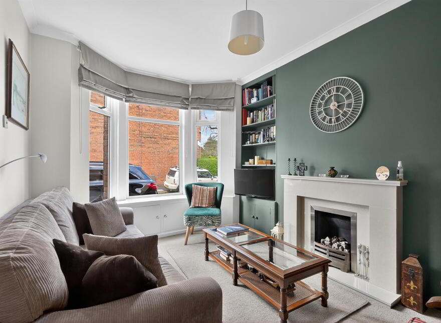 2 Marlborough Gardens, Belfast, BT9 6SQ