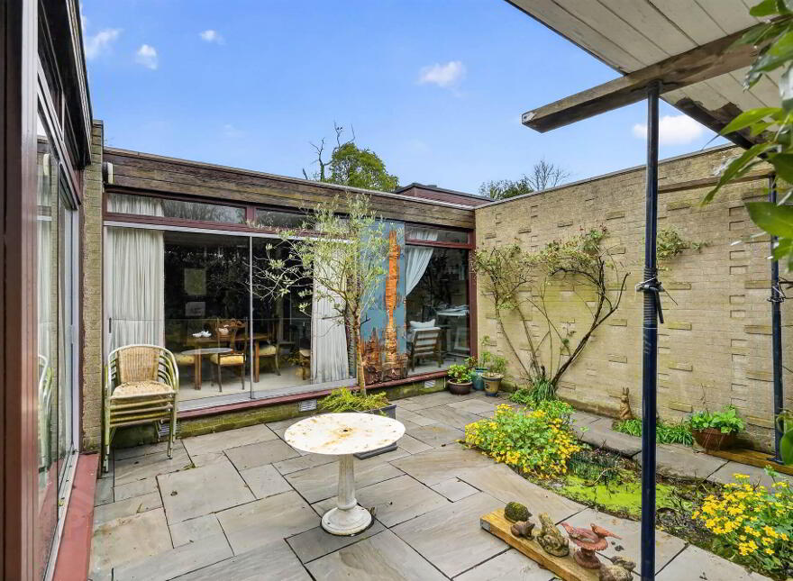 5 Glebe Road East, Newtownabbey, BT36 6DL