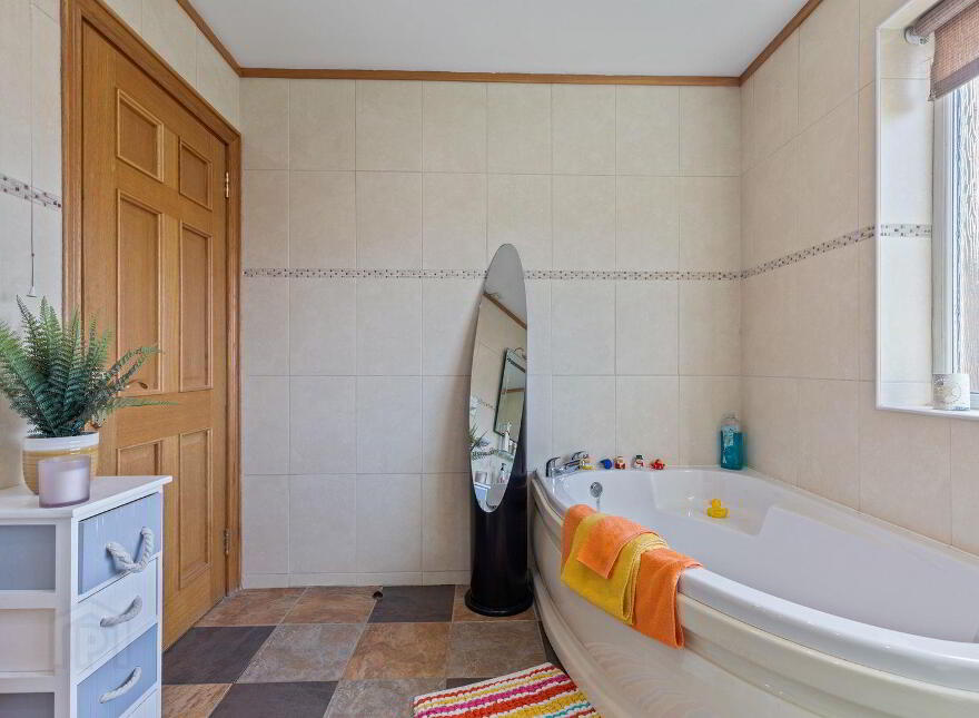 25 Lord Wardens Hollow, Bangor, BT19 1GP