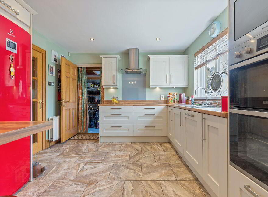 25 Lord Wardens Hollow, Bangor, BT19 1GP