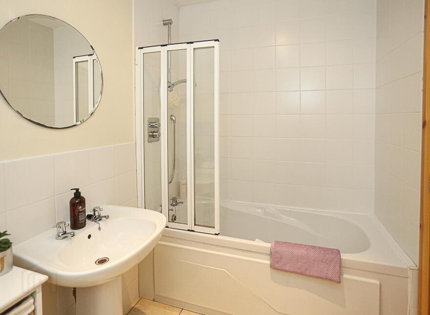 28 Shaftesbury Drive, Bangor, BT20 3GF