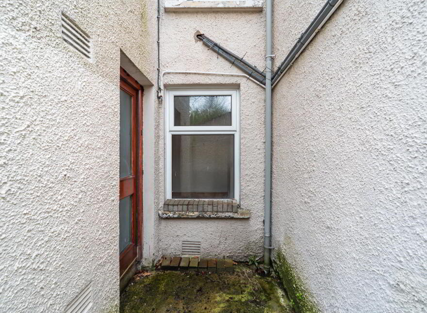 55 Milfort Avenue, Dunmurry, Belfast, BT17 9BJ