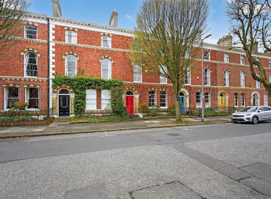 27 Rugby Road, Belfast, BT7 1PT