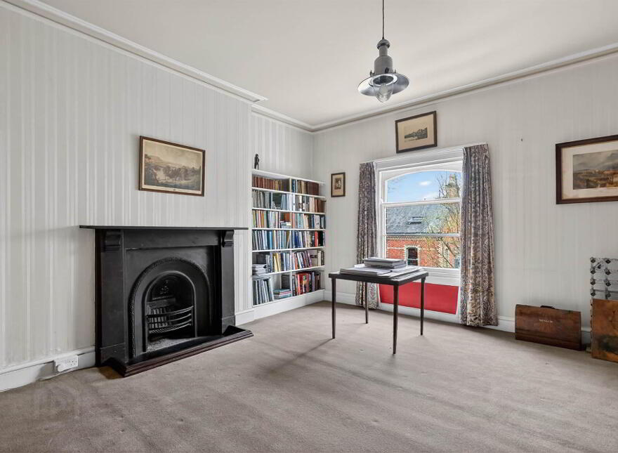 27 Rugby Road, Belfast, BT7 1PT