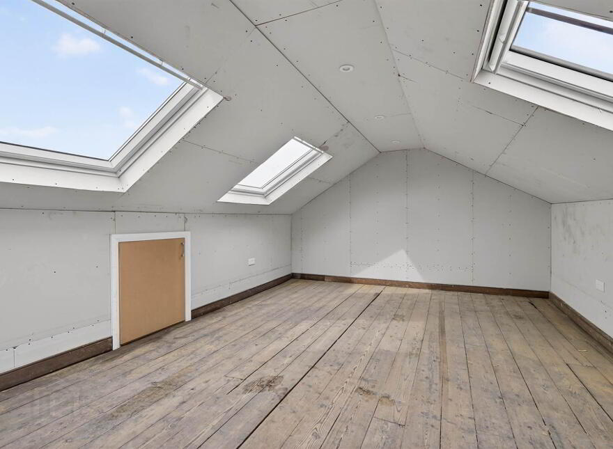 27 Rugby Road, Belfast, BT7 1PT