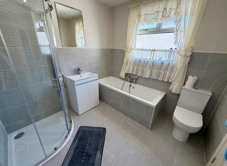 8 Robert Street, Waterside, L’derry, BT47 2ET