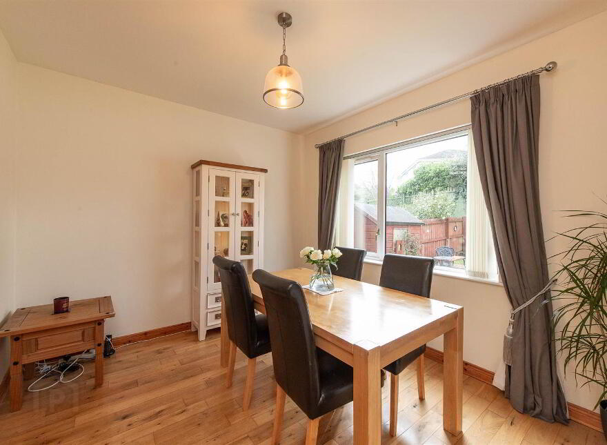 50 Oakwood Avenue, Carryduff, Belfast, BT8 8SW