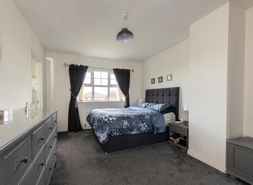 50 Oakwood Avenue, Carryduff, Belfast, BT8 8SW