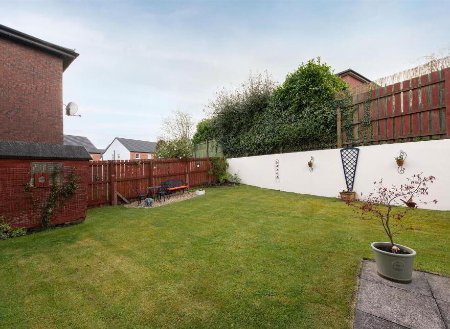 50 Oakwood Avenue, Carryduff, Belfast, BT8 8SW