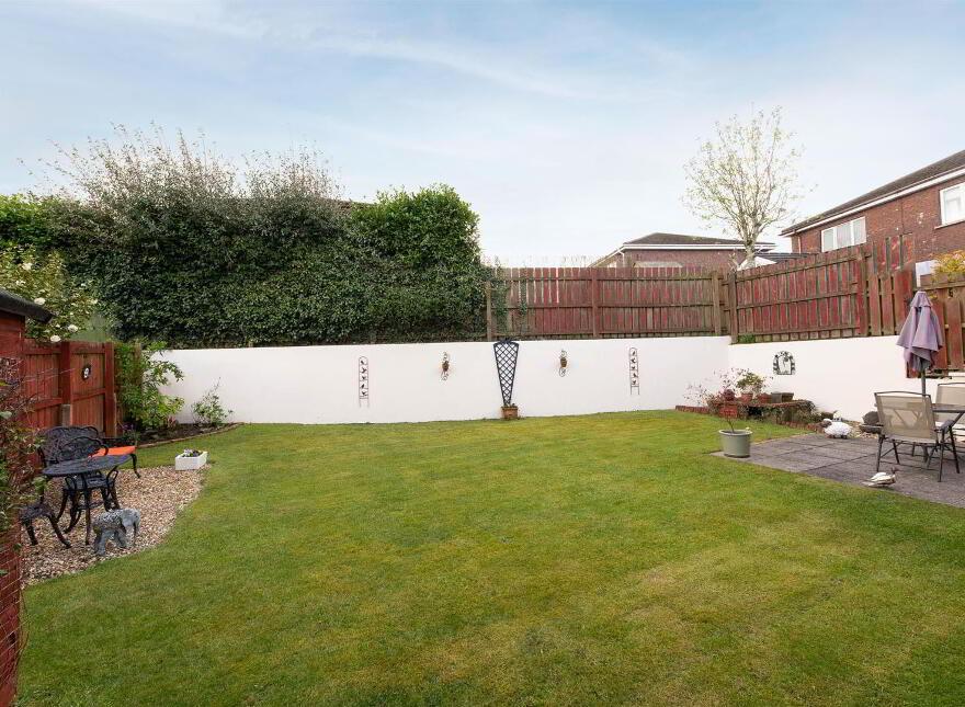 50 Oakwood Avenue, Carryduff, Belfast, BT8 8SW