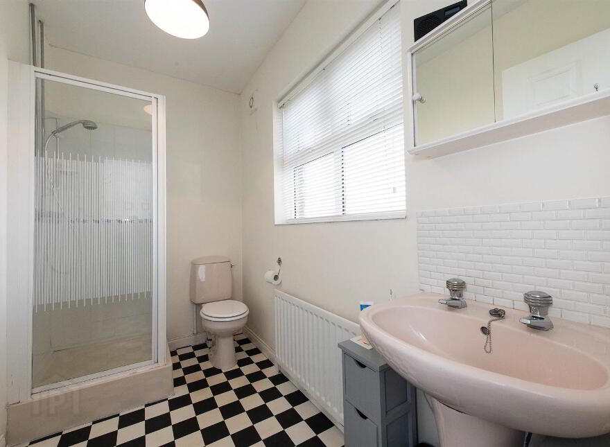 50 Oakwood Avenue, Carryduff, Belfast, BT8 8SW