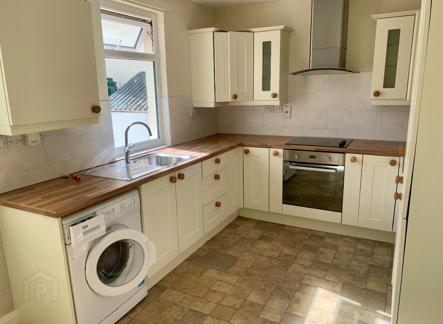 35 Riverside, Antrim, BT41 4BH