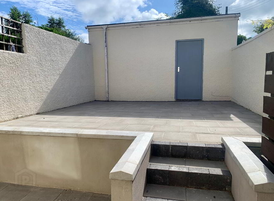 35 Riverside, Antrim, BT41 4BH