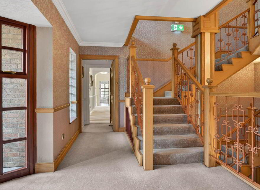 5 Broomhill Manor, Belfast, BT9 5HG