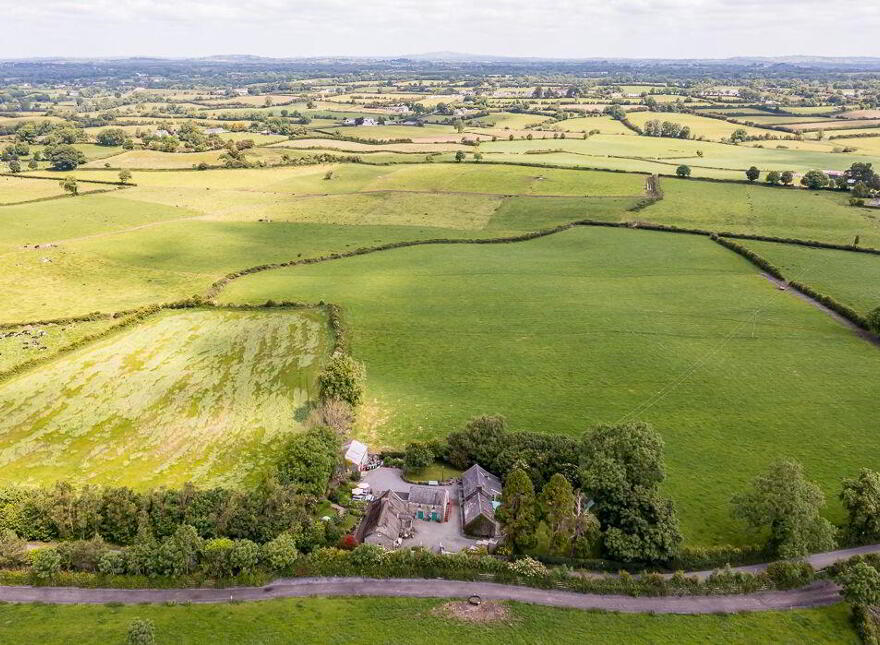 Castlekeeran, Carnaross, Kells, A82CF98