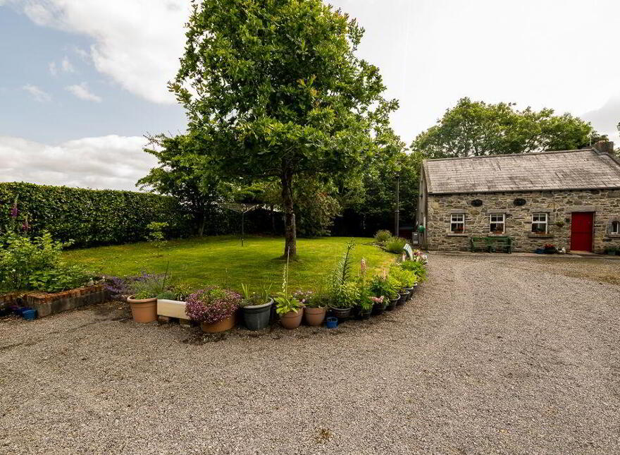 Castlekeeran, Carnaross, Kells, A82CF98