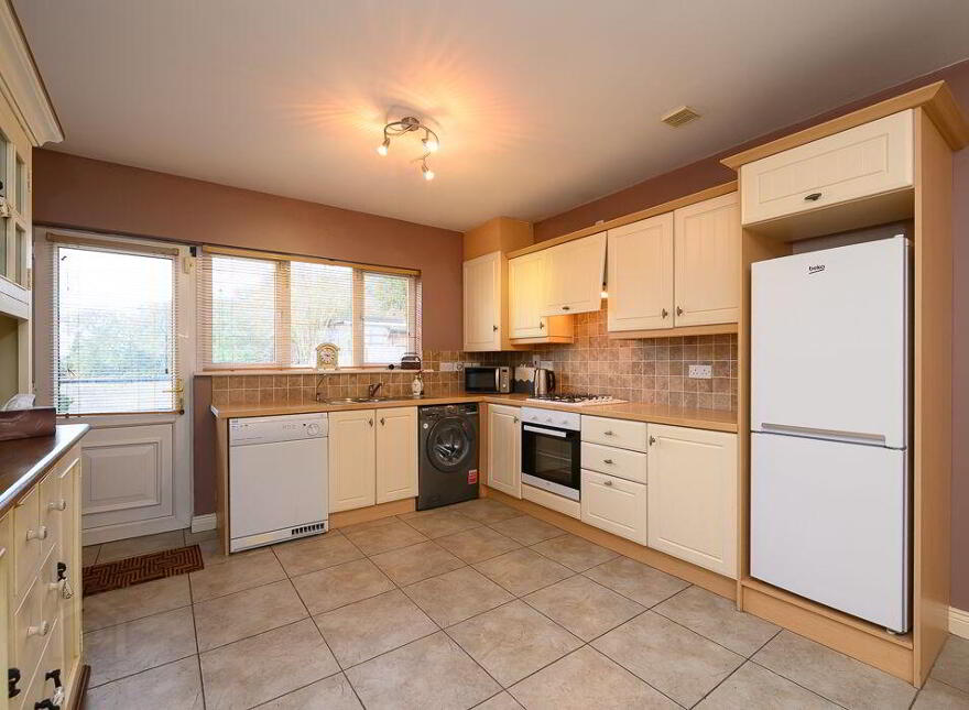 2 Spire View Green, Johnstown, C15E5X5