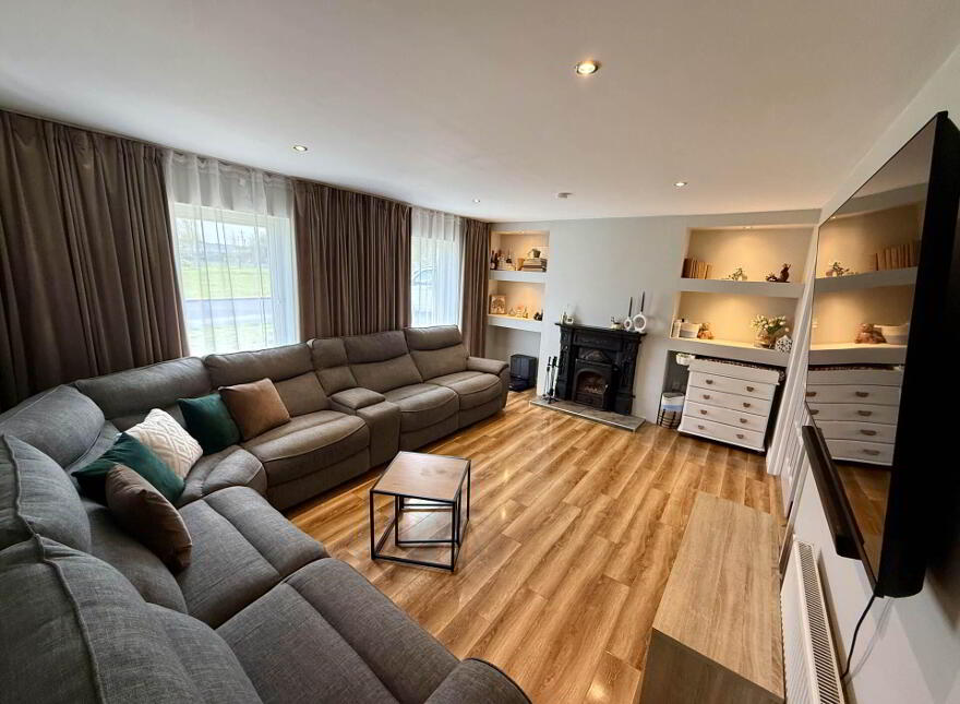9 Lisacul Manor, Lisacul, Castlerea, F45E277