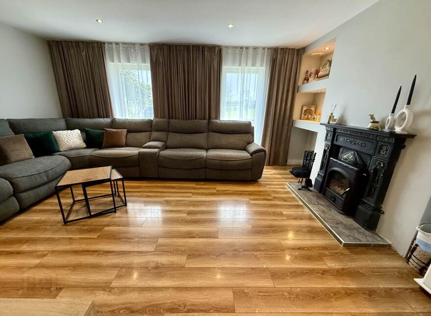 9 Lisacul Manor, Lisacul, Castlerea, F45E277