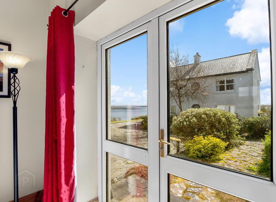 2 Oyster Cove, Kilkerrin, Ardmore, H91Y2AX