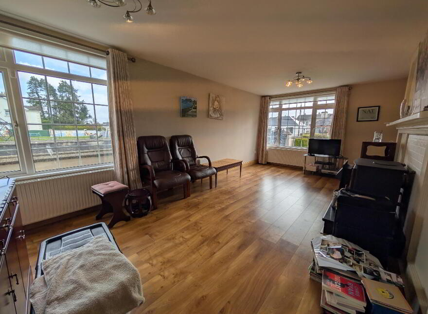 Lowpark, Charlestown, F12P263