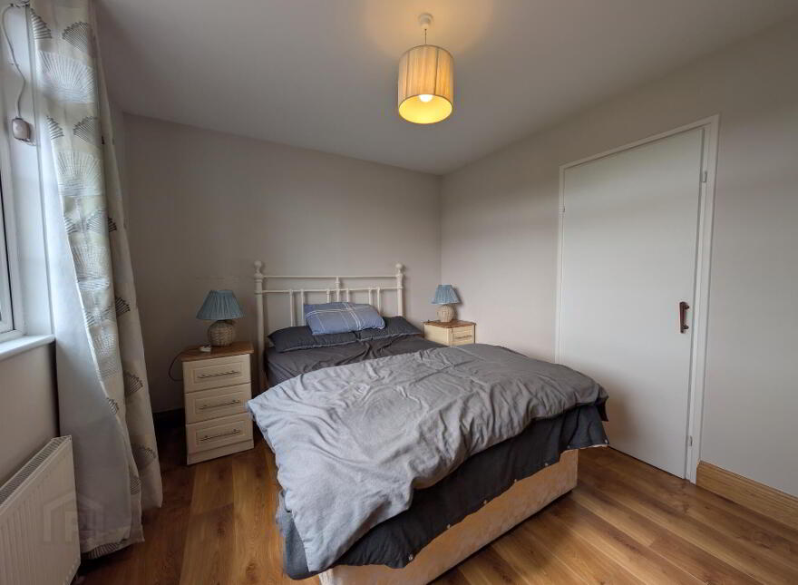 Lowpark, Charlestown, F12P263