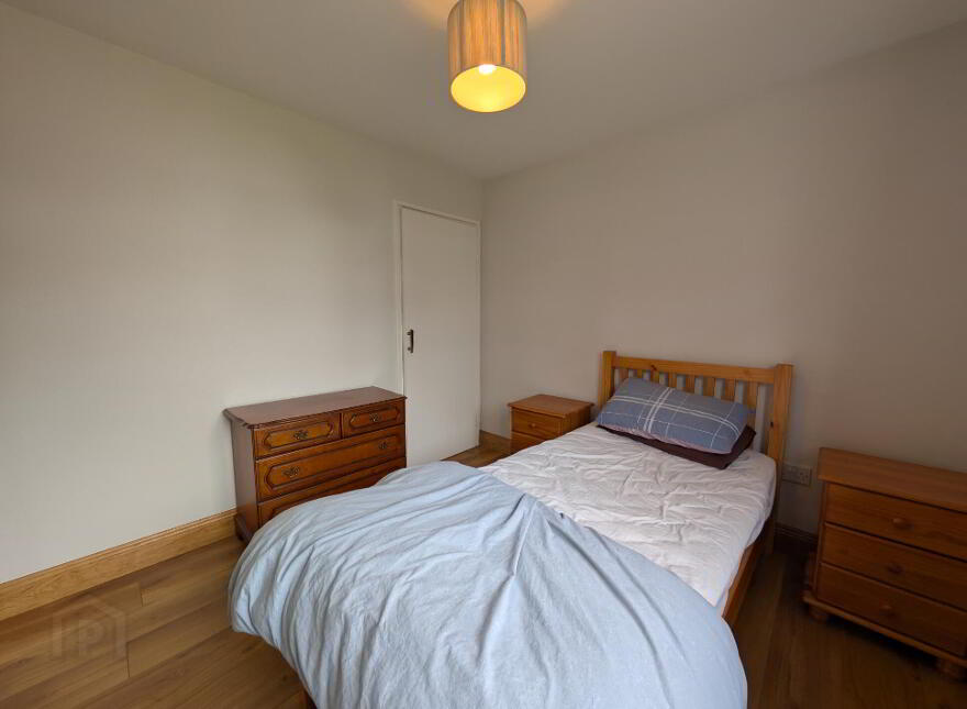 Lowpark, Charlestown, F12P263