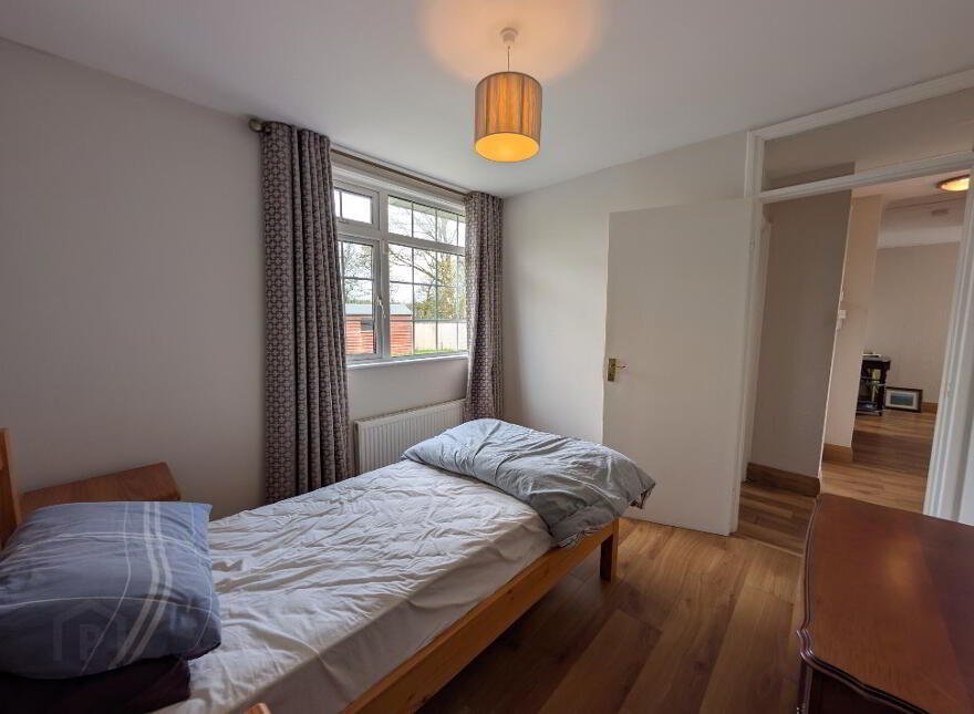 Lowpark, Charlestown, F12P263