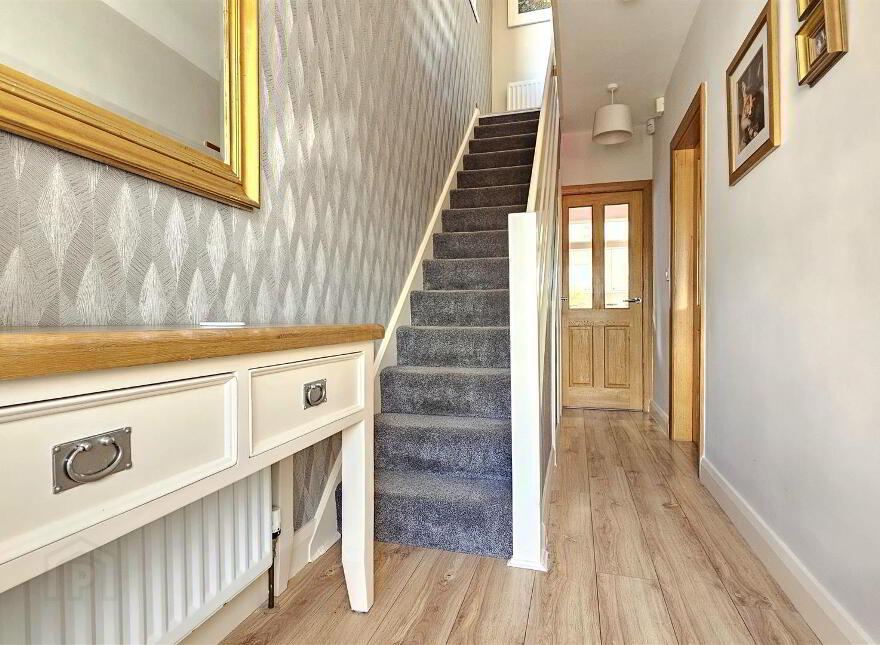 9 Cloughlands Park, Carrickfergus, BT38 7NJ