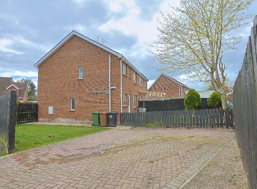 37 Ashgrove Manor, Portadown, Craigavon, BT62 1UB