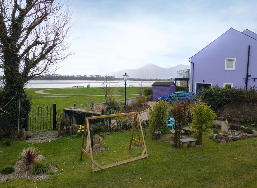 The Gate Lodge, 14 Main Street, Dundrum, BT33 0LU