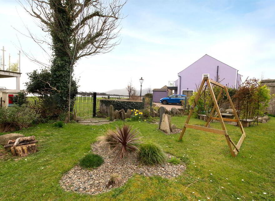 The Gate Lodge, 14 Main Street, Dundrum, BT33 0LU