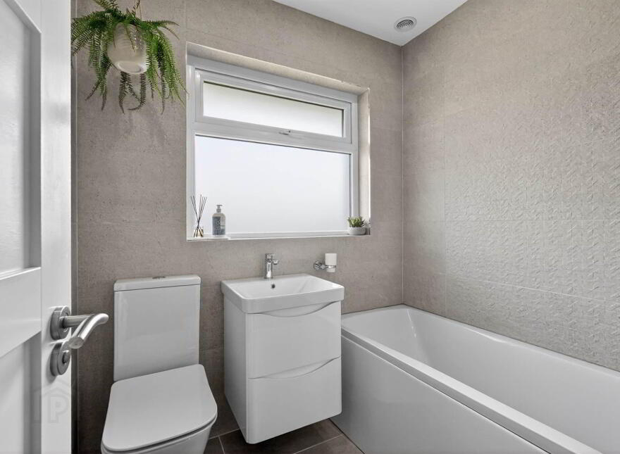 2 Pineview Gardens, Newtownabbey, BT36 7NU